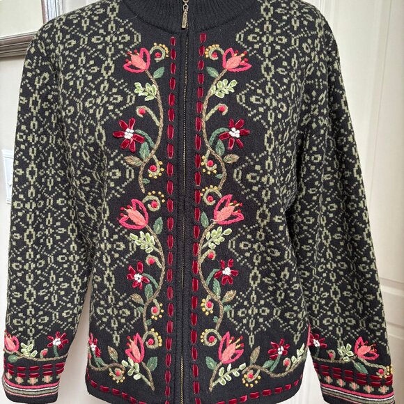 Carson Size M Black Green Embroidered Floral Ribbon Full Zip Jacket Cardigan - Picture 1 of 10